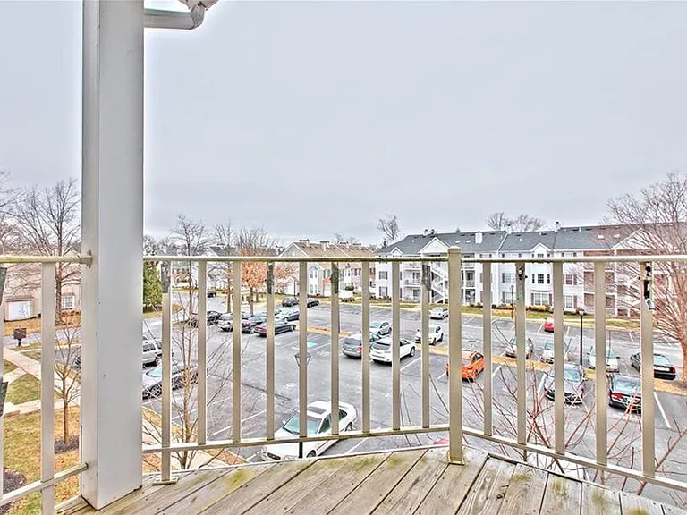 155 Darwin Ln — Photo 8