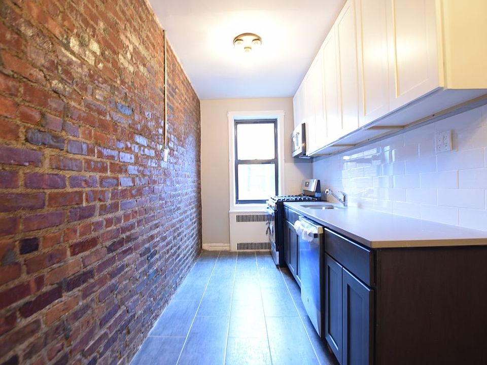1st image of 15 Crooke Ave #6C