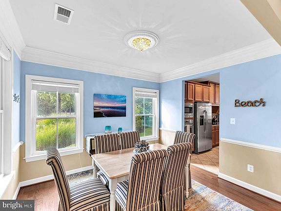 5th image of 11284 Signature Blvd