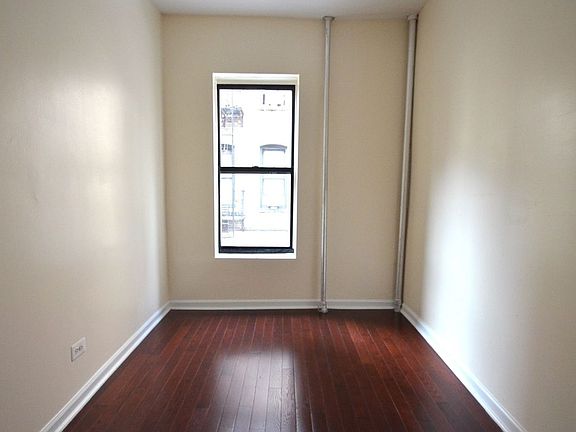 2nd image of 507 W 139th St #B1
