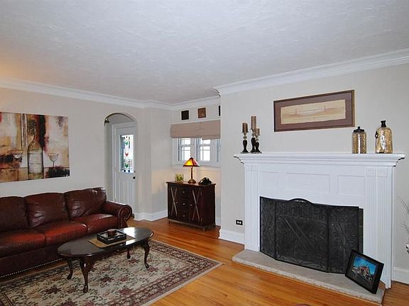 5th image of 9515 S Brandt Ave