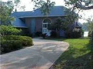 2001 Banquos Trl, Pensacola, FL 32503