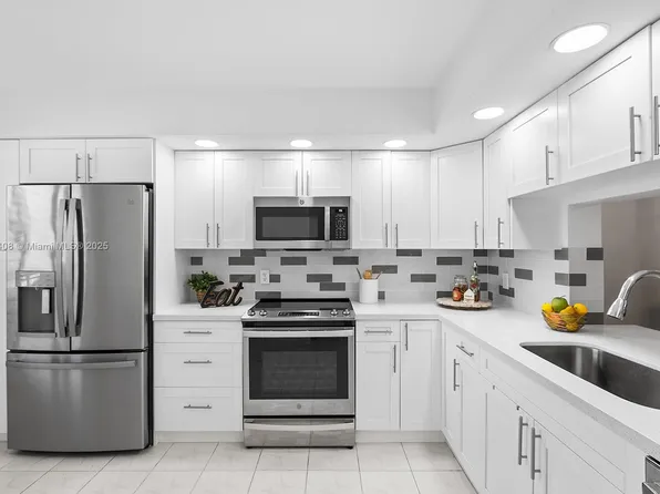 1501 SW 134th Way APT 109D, Hollywood, FL 33027