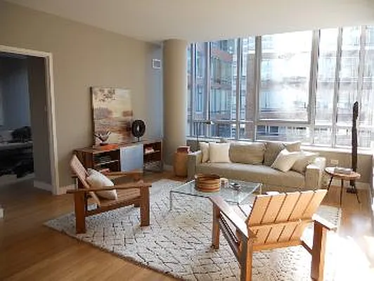 Sold by Corcoran | media 22