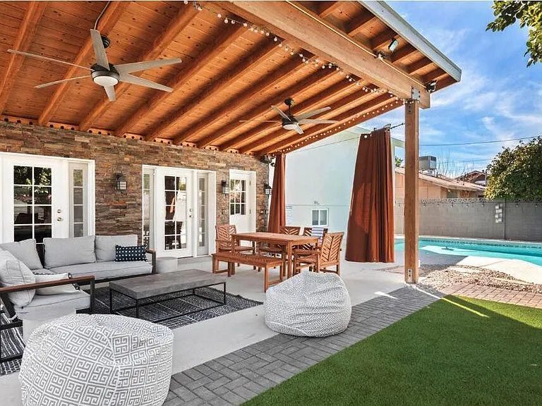 8620 E San Miguel Ave — Photo 1
