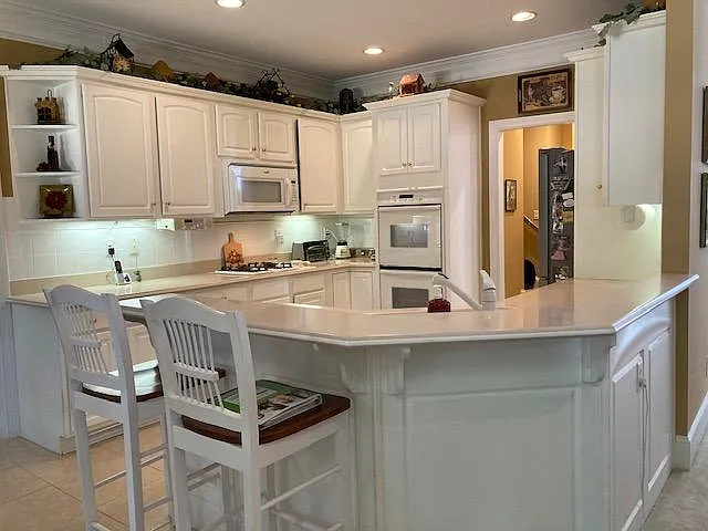 7445 Glenmaura Way — Photo 11