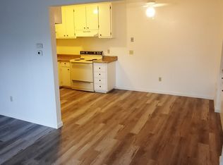 605 Queens Ave APT 27, Yuba City, CA