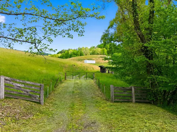 Toms Creek Rd, Coeburn, VA 24230