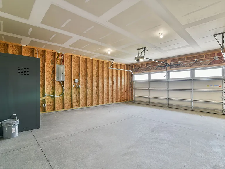 9212 E Hurst St — Photo 34