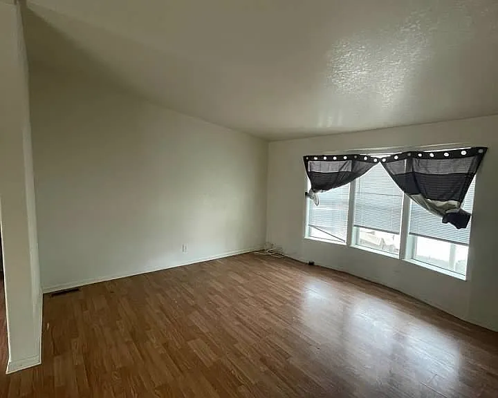3560 Estes Park Dr — Photo 16