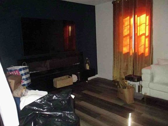 Additional Living Room