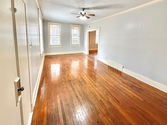 3rd image of 2532 Sam Cooper Blvd