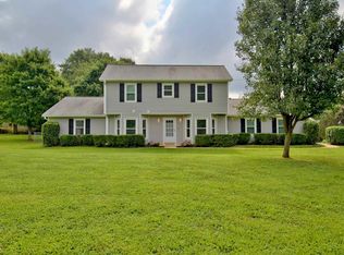 135 Woodstream Point, Fayetteville, GA 30215