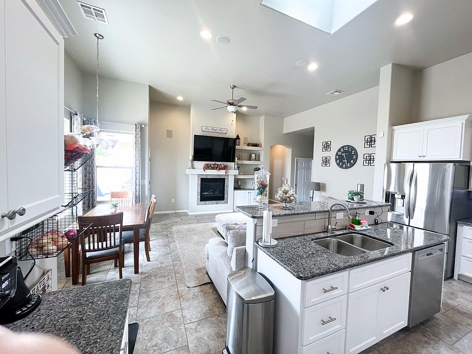 1st image of 3708 Santa Adriana Ave