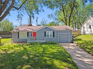 717 Hillside Ave, Liberty, MO 64068