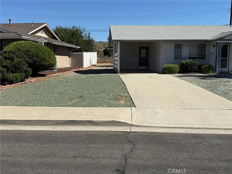 28906 W Worcester Rd — Photo 33