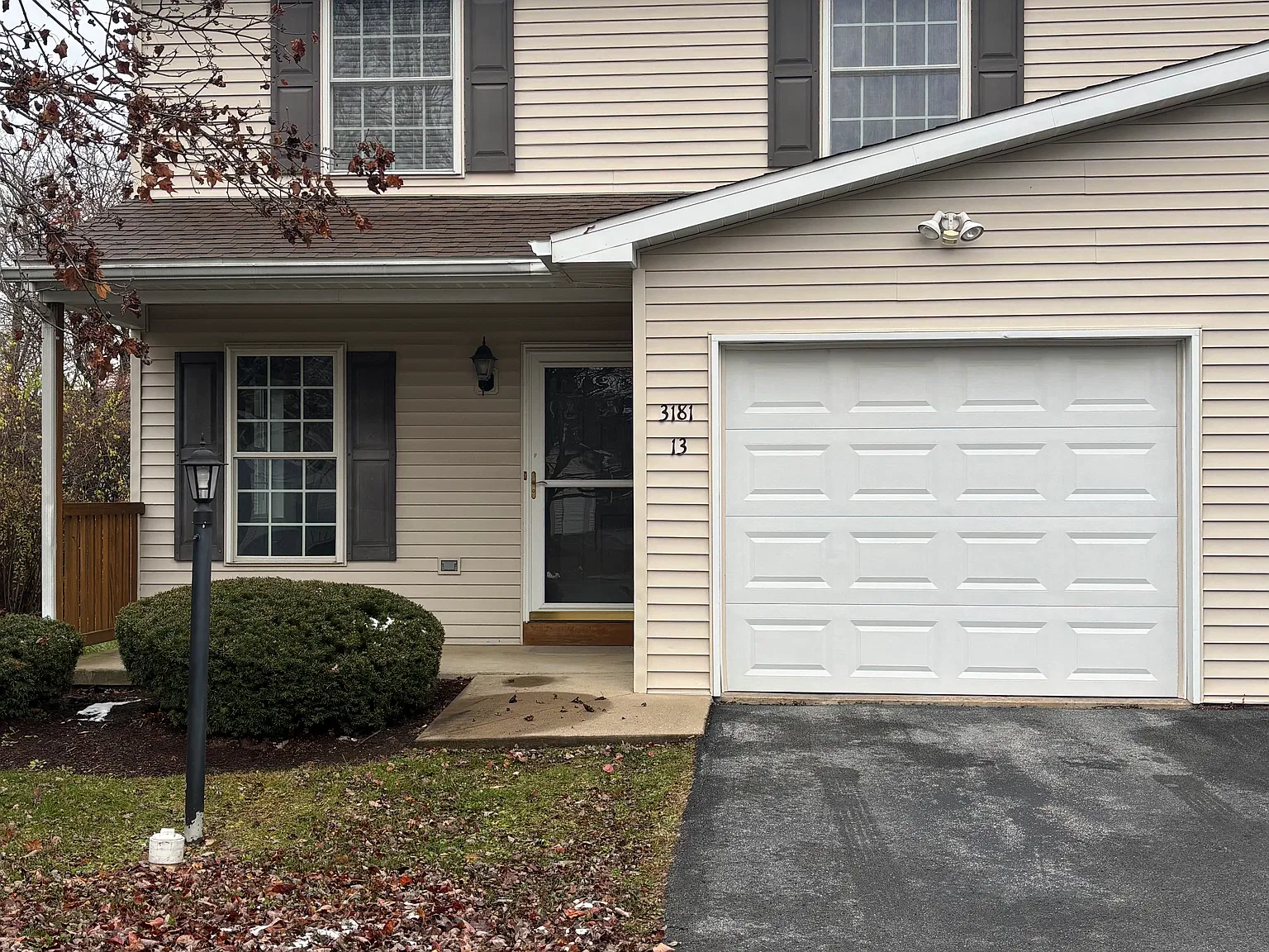 3181 Shellers Bnd — Photo 2