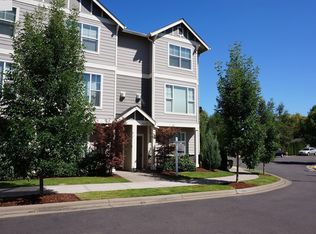 9468 SW 92nd Ave, Tigard, OR 97223