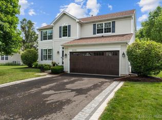 2512 Simon Dr, Montgomery, IL 60538