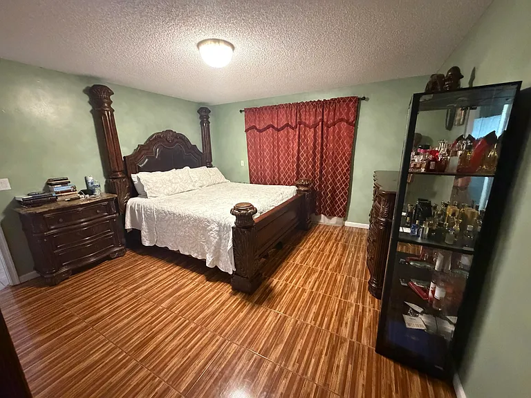 5842 Lake George Pl — Photo 14
