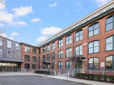 10 Exchange Ct APT 506, Pawtucket, RI, 02860