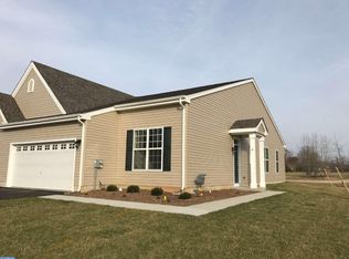 8 Seskinore Ct, Dover, DE 19904