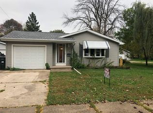 225 Chestnut St, Fond Du Lac, WI 54935