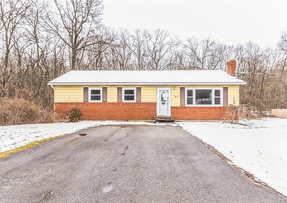 52 Church Street, Wallkill, NY 12589 Zillow