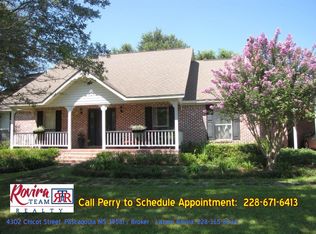 17219 Old Kelly Rd, Vancleave, MS 39565