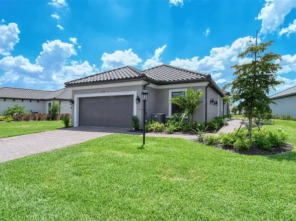 4708 Motta Ct, Bradenton, FL 34211
