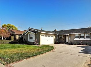 1564 W Chanticleer Rd, Anaheim, CA 92802