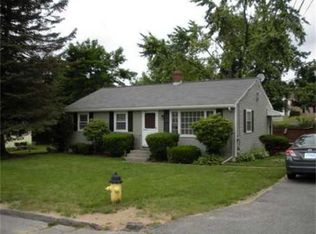 20 Dartmouth St, Fitchburg, MA 01420