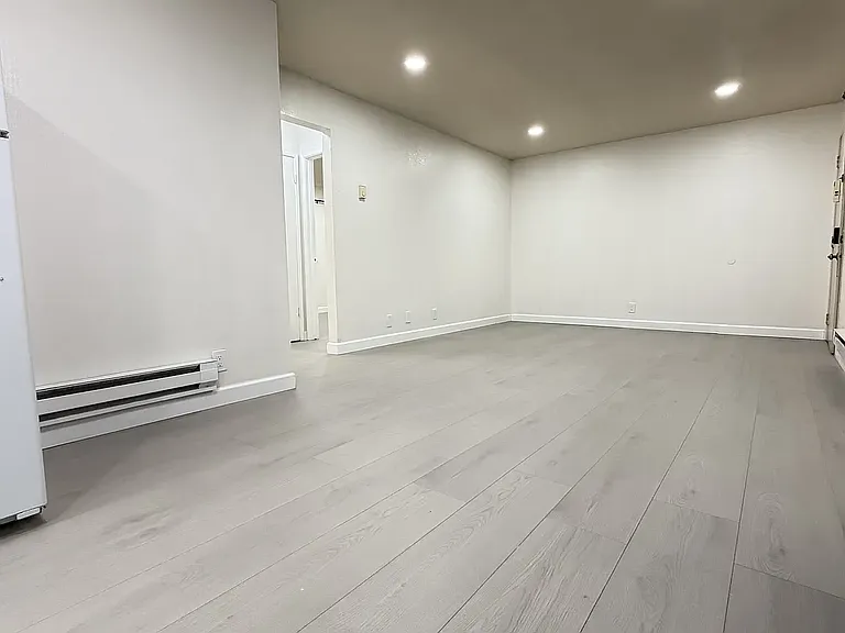 1577 Pomeroy Ave #104 — Photo 11