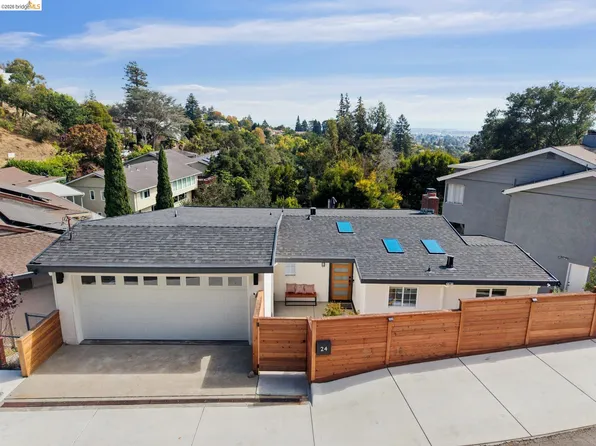 24 Somerset Rd, Piedmont, CA 94611