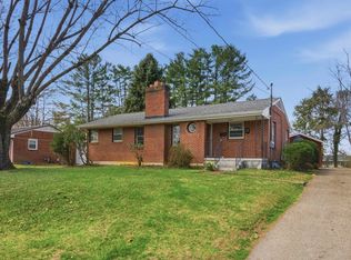 22 Grand View Dr, Radford, VA 24141