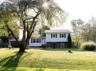 114 Wallace St, Boonville, NC 27011
