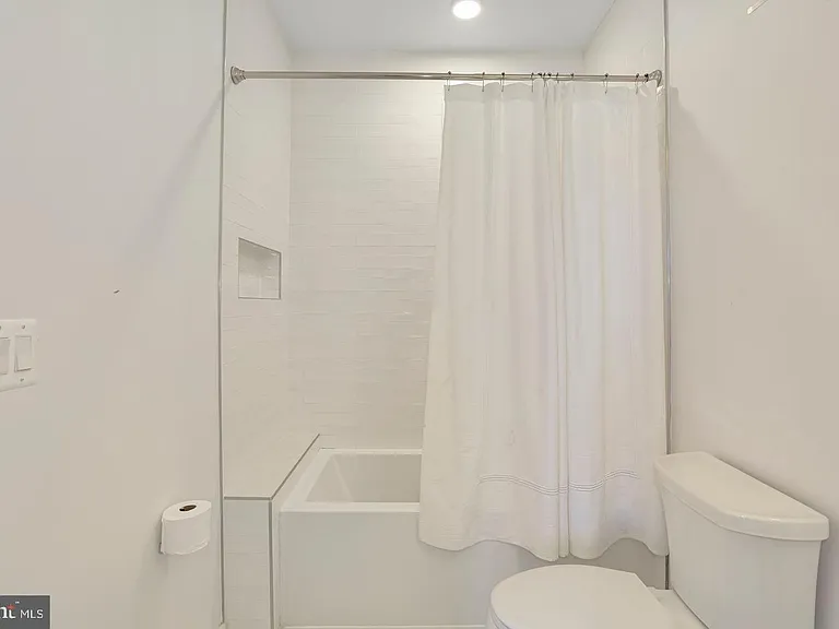 1495 Gallaudet St NE #B — Photo 22