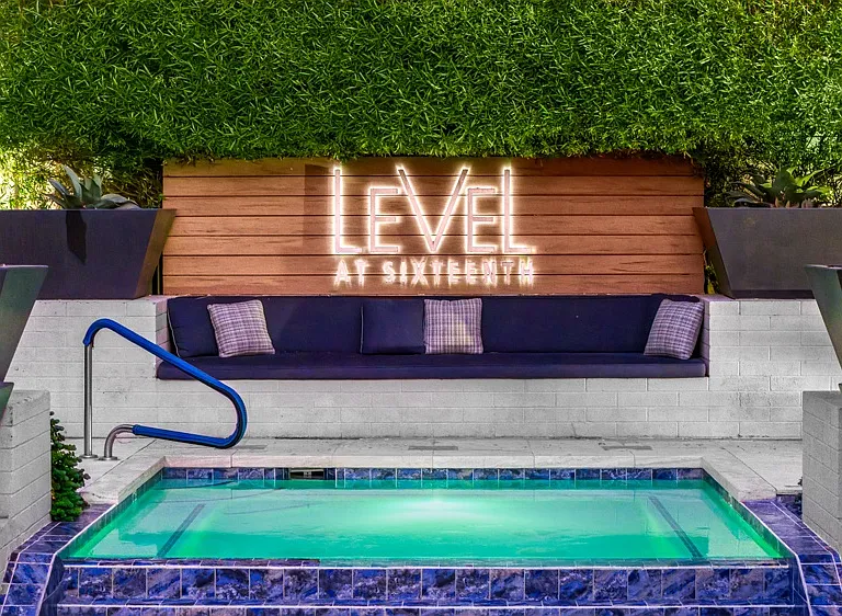 Level at Sixteenth — Photo 39