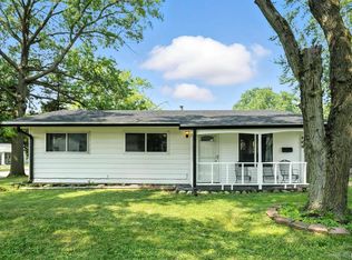 907 35th Ave, East Moline, IL 61244