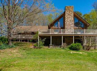 324 Green Hill Ln, Churchville, VA 24421