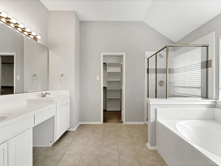 4404 Waskom Dr — Photo 23