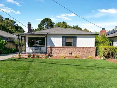 2256 Howard Ave, San Carlos, CA, 94070