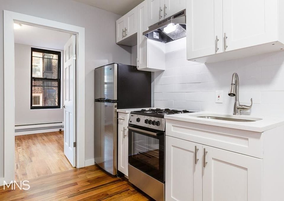 1st image of 338 W 49th St APT 5RE