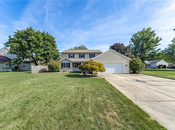 32141 Cambridge Cir, Avon Lake, OH 44012