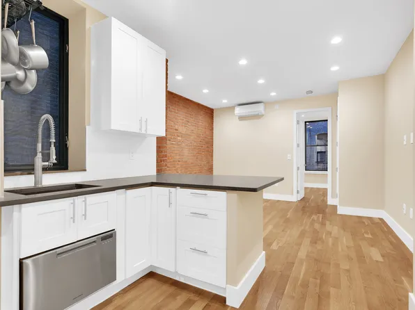 400 West 56th Street image 1 of 8