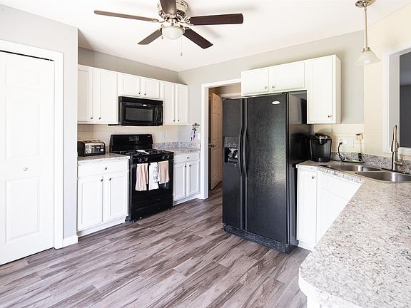 4th image of 50542 Trammell Dr