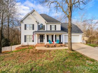 2415 36th Ave NE, Hickory, NC 28601