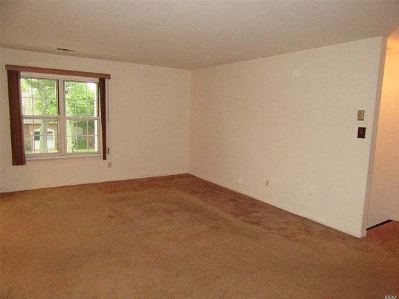 4th image of 175 Main Ave