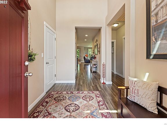 5th image of 14324 NE 108th St