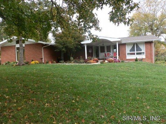 1st image of 607 Lakeside Knolls Dr